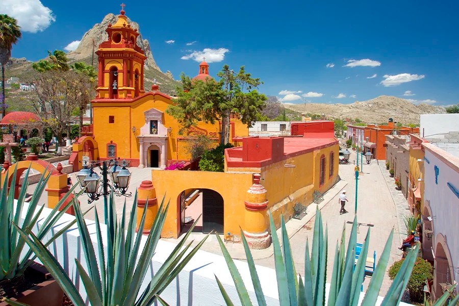 Claves Lada de las 100 principales ciudades de México • Clave Lada