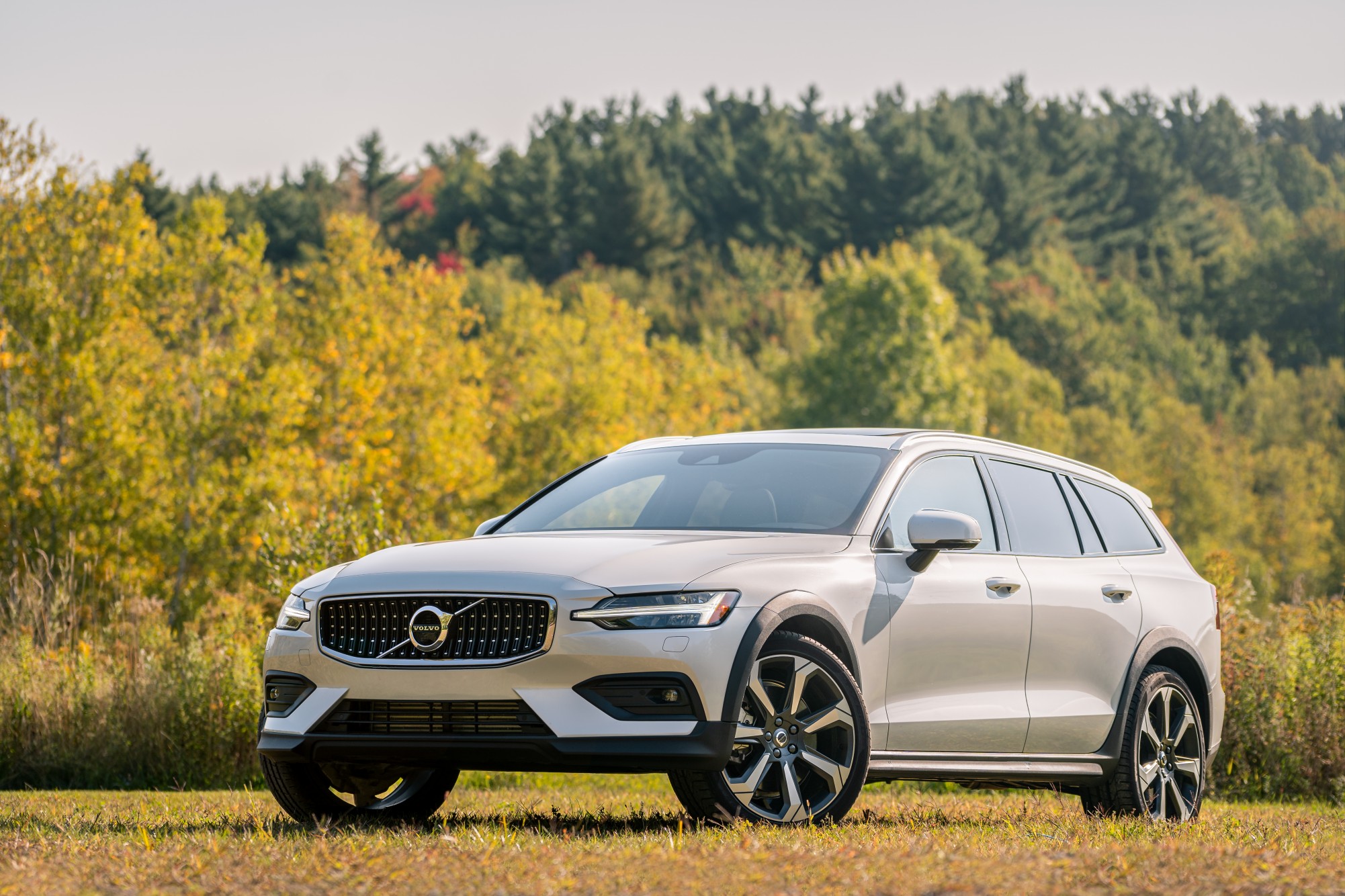 2020 Volvo V60 Cross Country Lets You Evade In Fun Outdoor Adventures