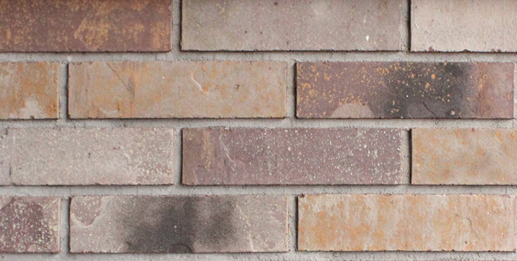 How Much Does a Brick Weigh? (Includes Formulas)