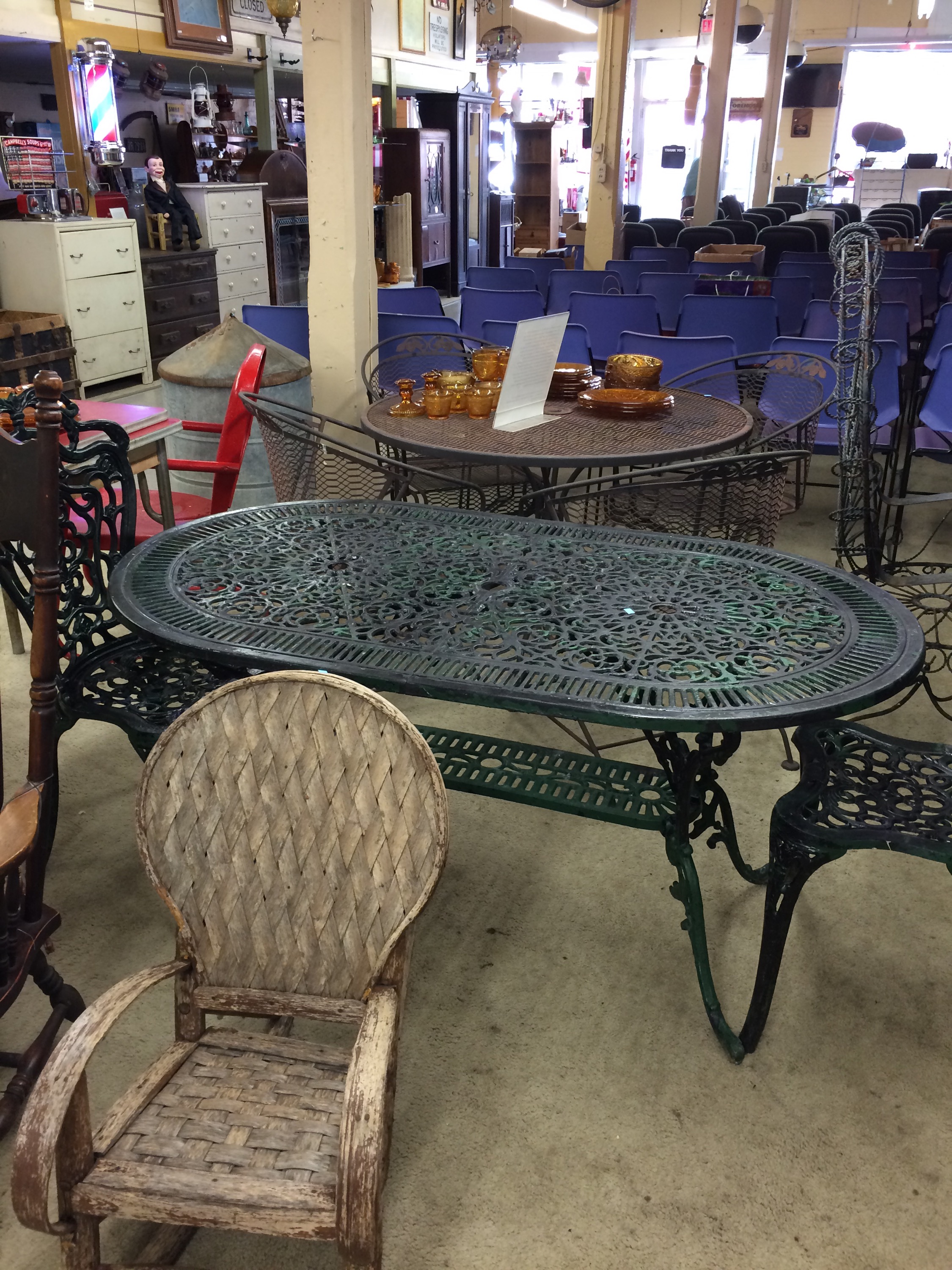 Clay Potter Auction FARMERSVILLE'S HOMETOWN AUCTION HOUSE Page 15