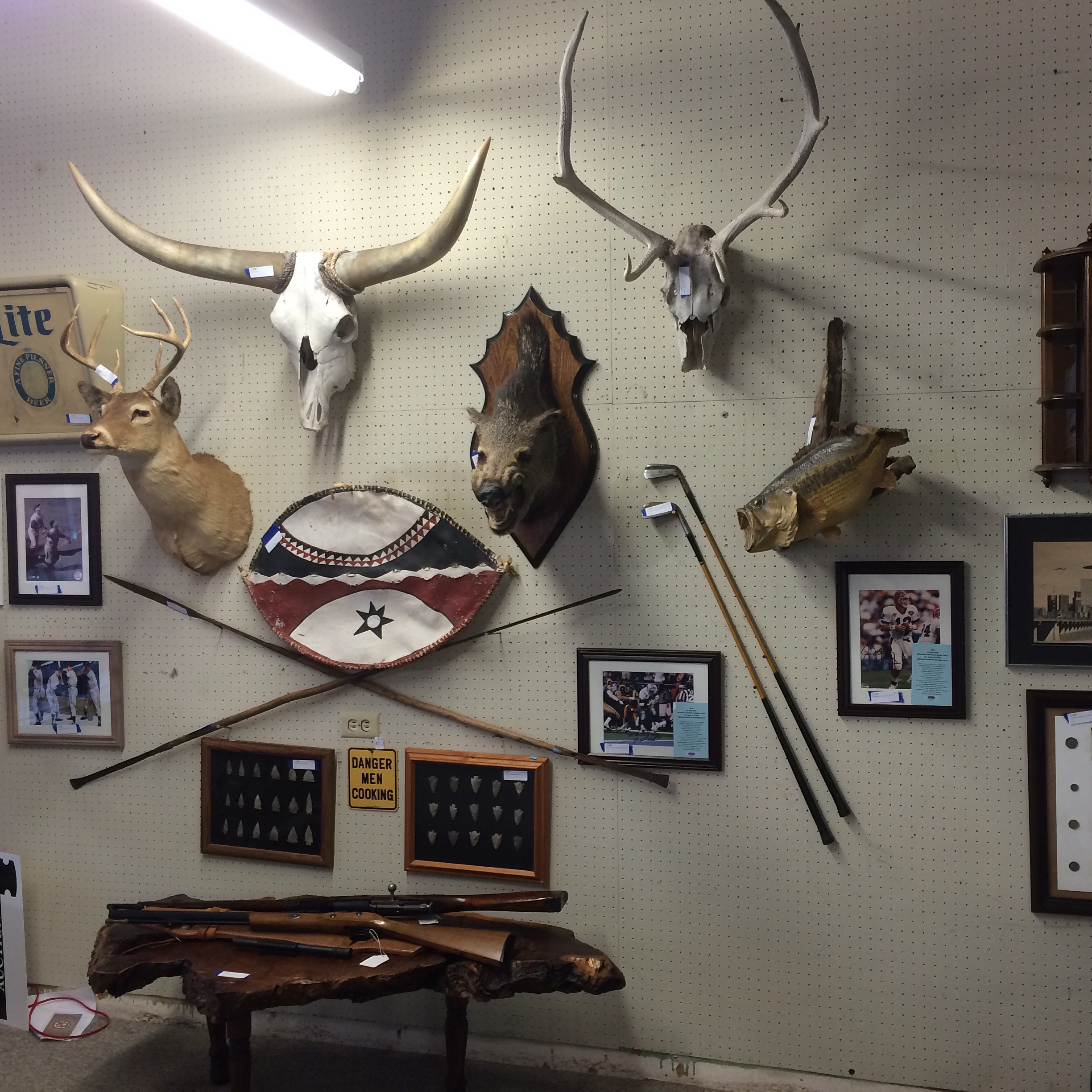 Clay Potter Auction FARMERSVILLE'S HOMETOWN AUCTION HOUSE Page 15