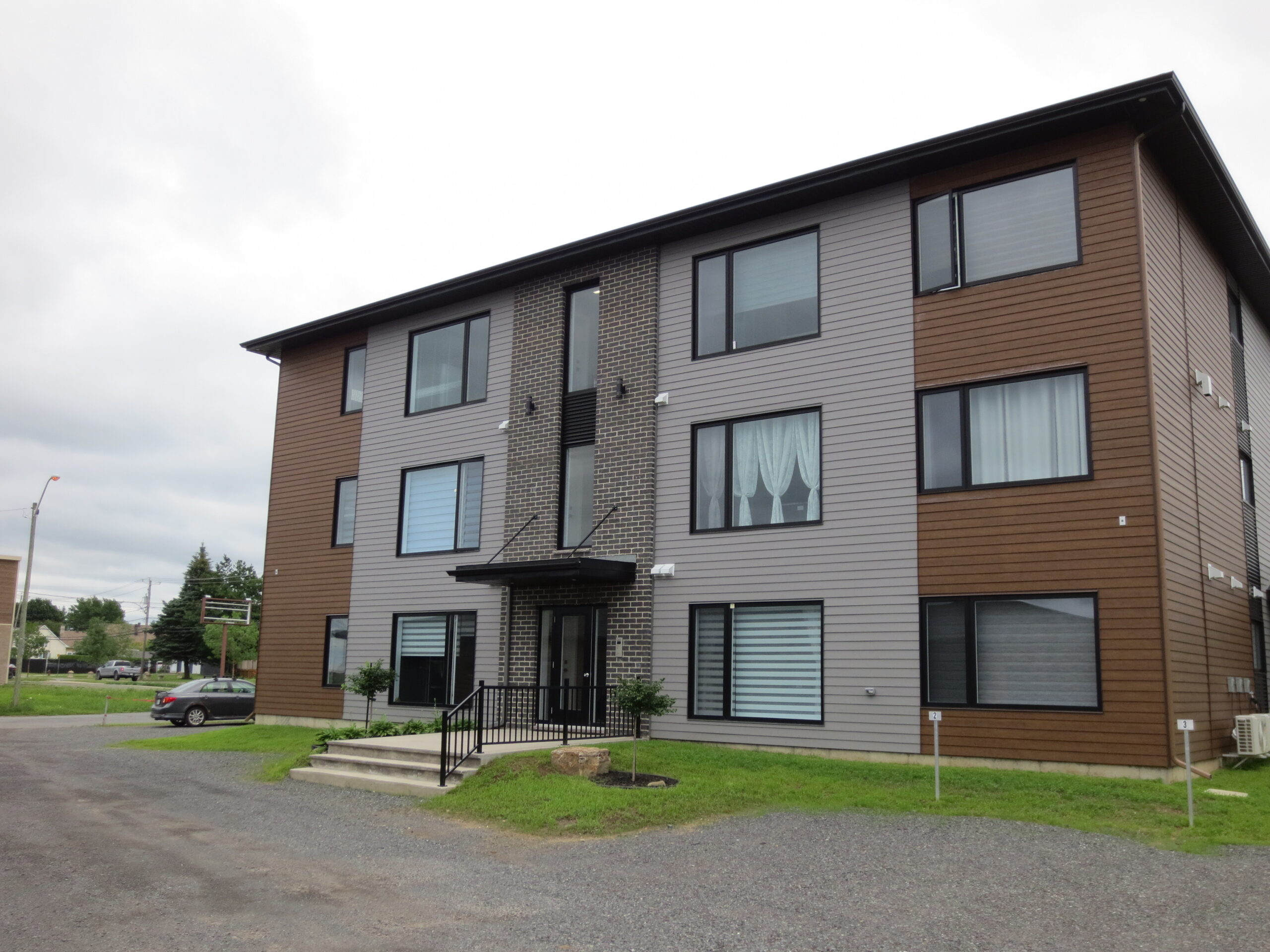 1050, rue NotreDame Est CL Construction