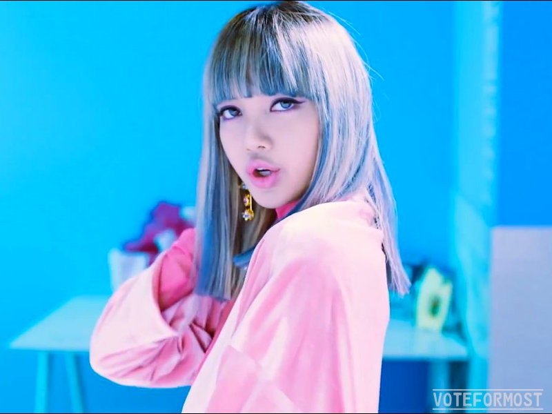Lisa / Black Pink Most Beautiful Women in the World 2017