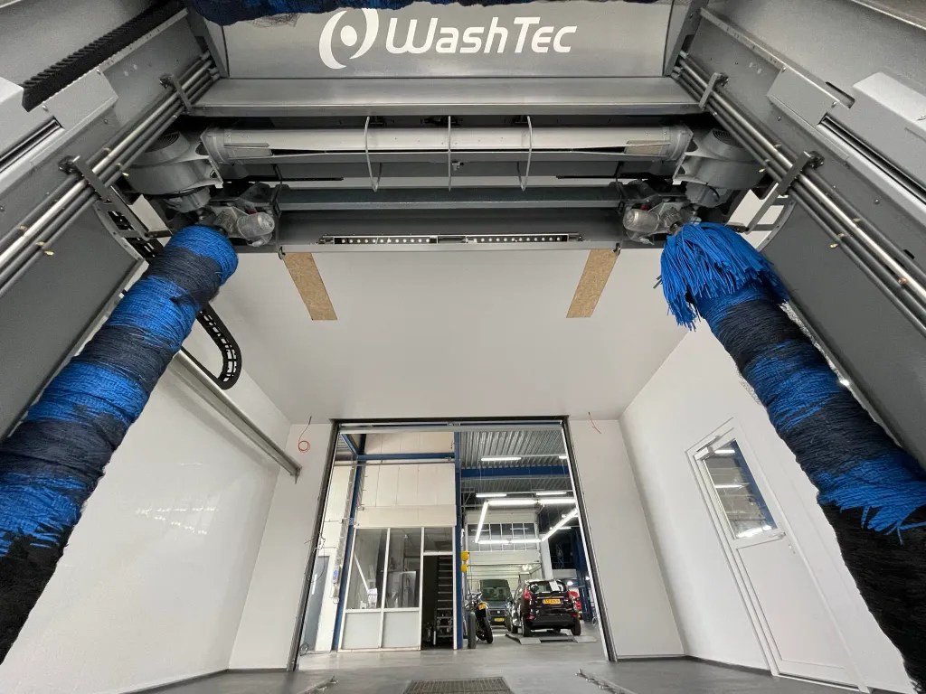 Car wash in business premises Vlissingen Cleanbuild