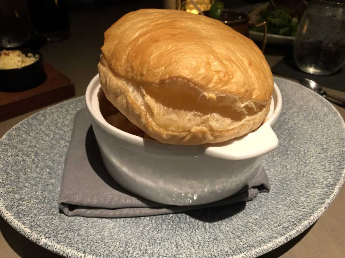 Disney Resort Restaurants You've Got to Visit Clean Cans