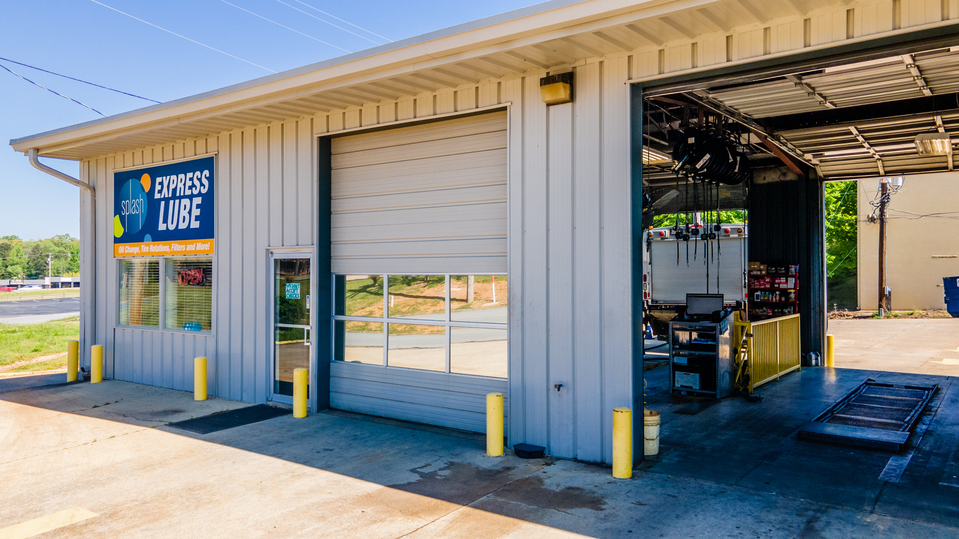 Oil Change in Benton Splash Car Wash
