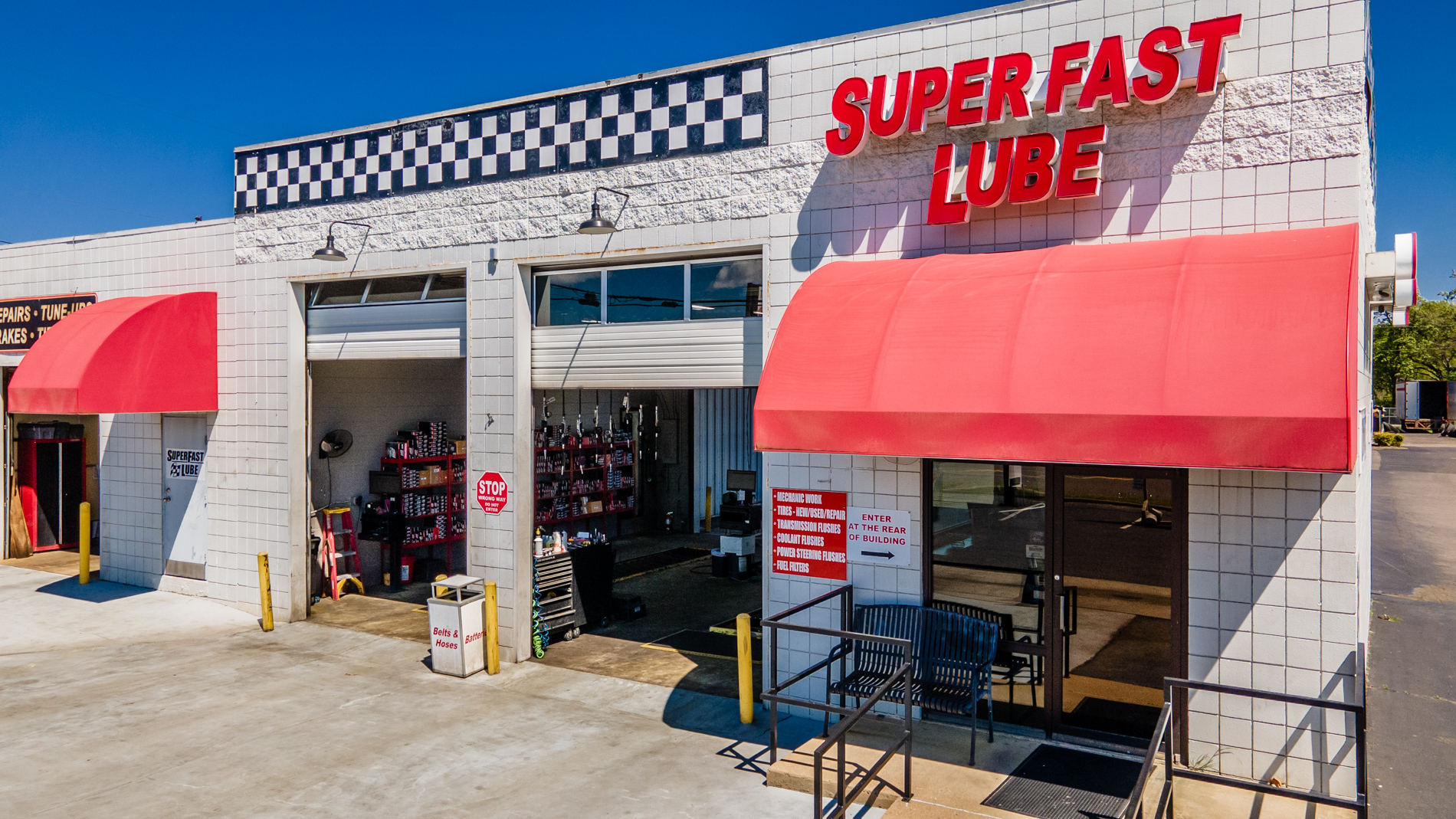 Oil Change in Russellville SuperFast Splash Car Wash