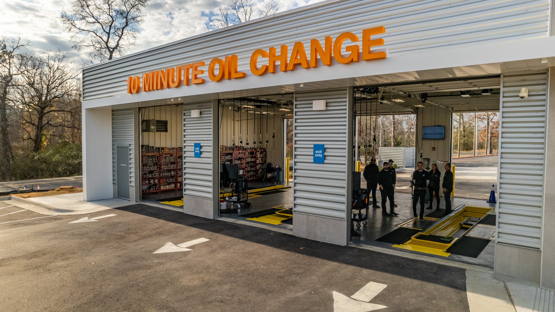Oil Change in West Little Rock Splash Car Wash