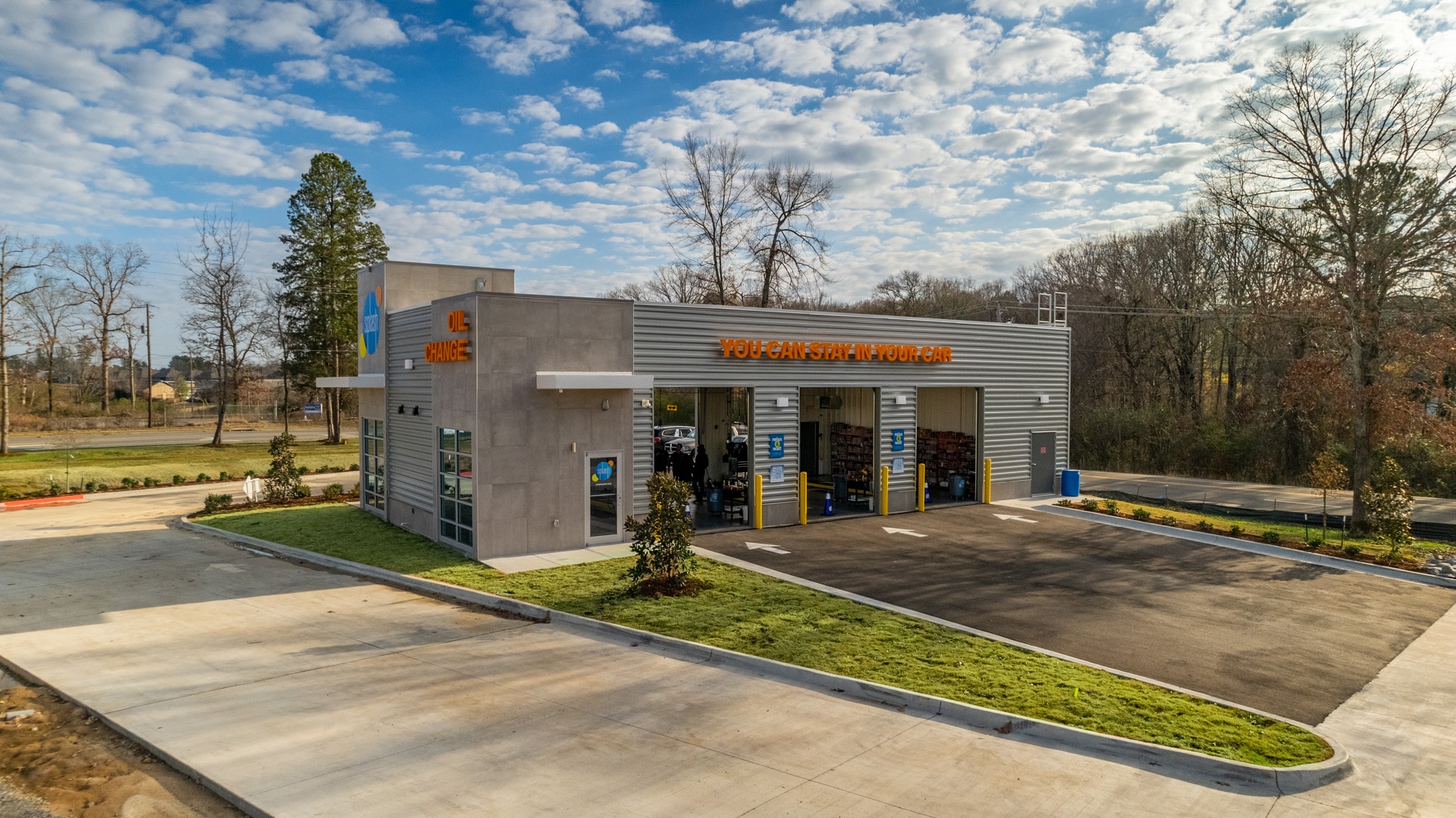 Oil Change in West Little Rock Splash Car Wash