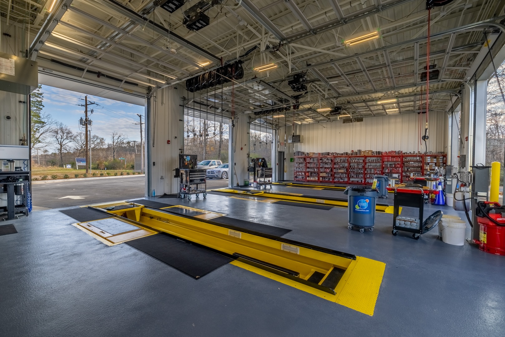 Oil Change in West Little Rock Splash Car Wash