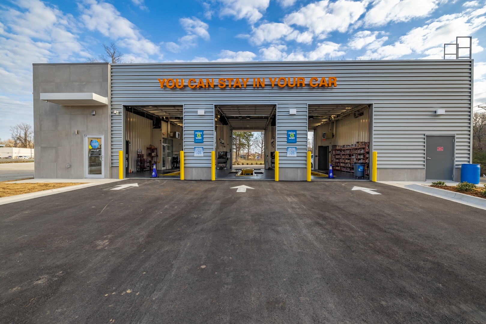 Oil Change in West Little Rock Splash Car Wash