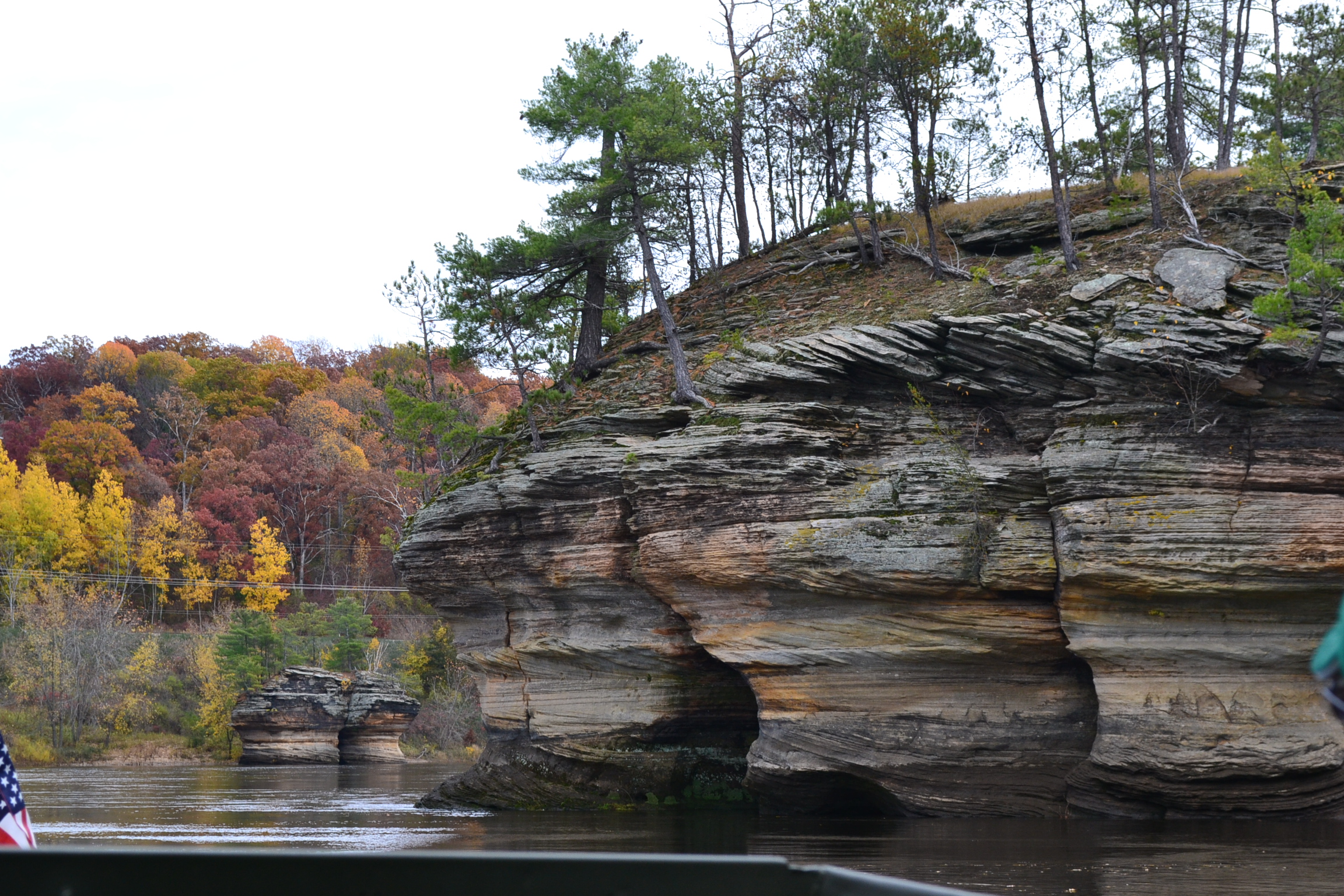 Sandstone Cliff with Fall Color Green Thumb Advice