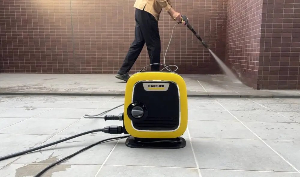 うるさい？ケルヒャー高圧洗浄機の騒音レベルを機種別に比較検証！近所迷惑を防ぐ方法も 高圧洗浄機おたくの洗車&掃除サイト