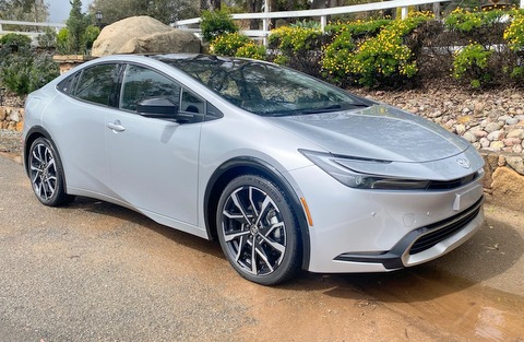 Flash Drive: 2023 Toyota Prius Prime PHEV | Clean Fleet Report
