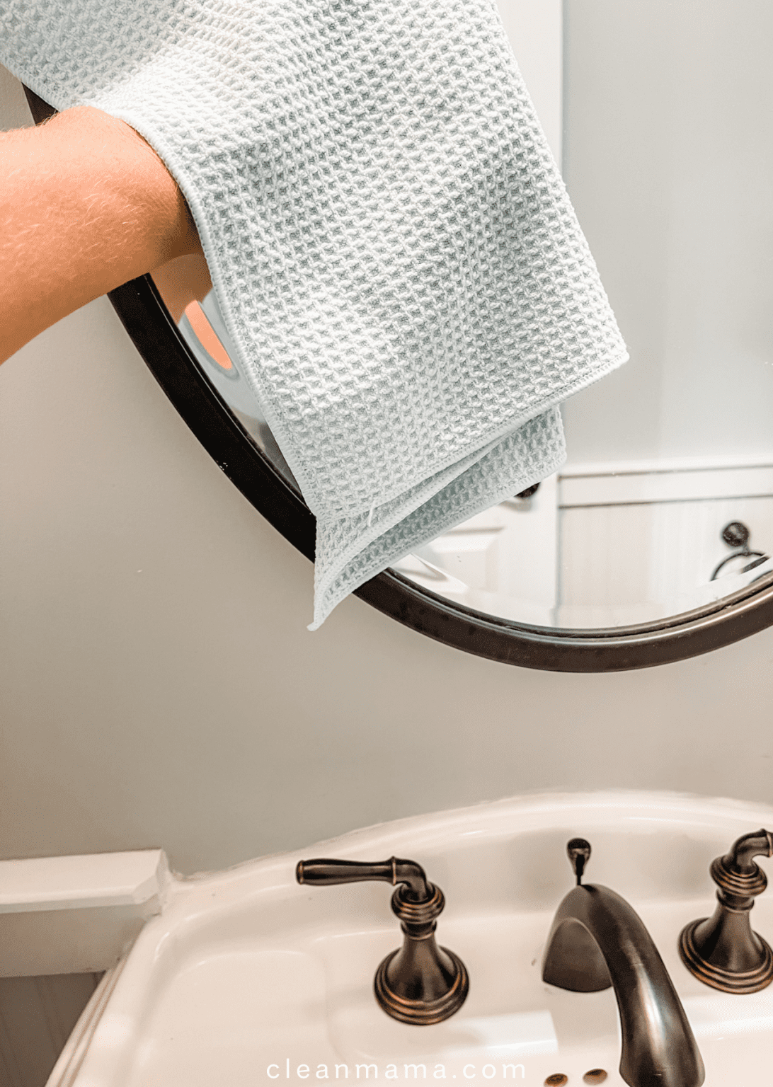 Clean Mama's Bathroom Quick Clean Method Clean Mama