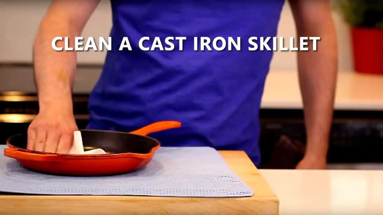 How to Quickly Clean A Cast Iron Pan! Clean My Space