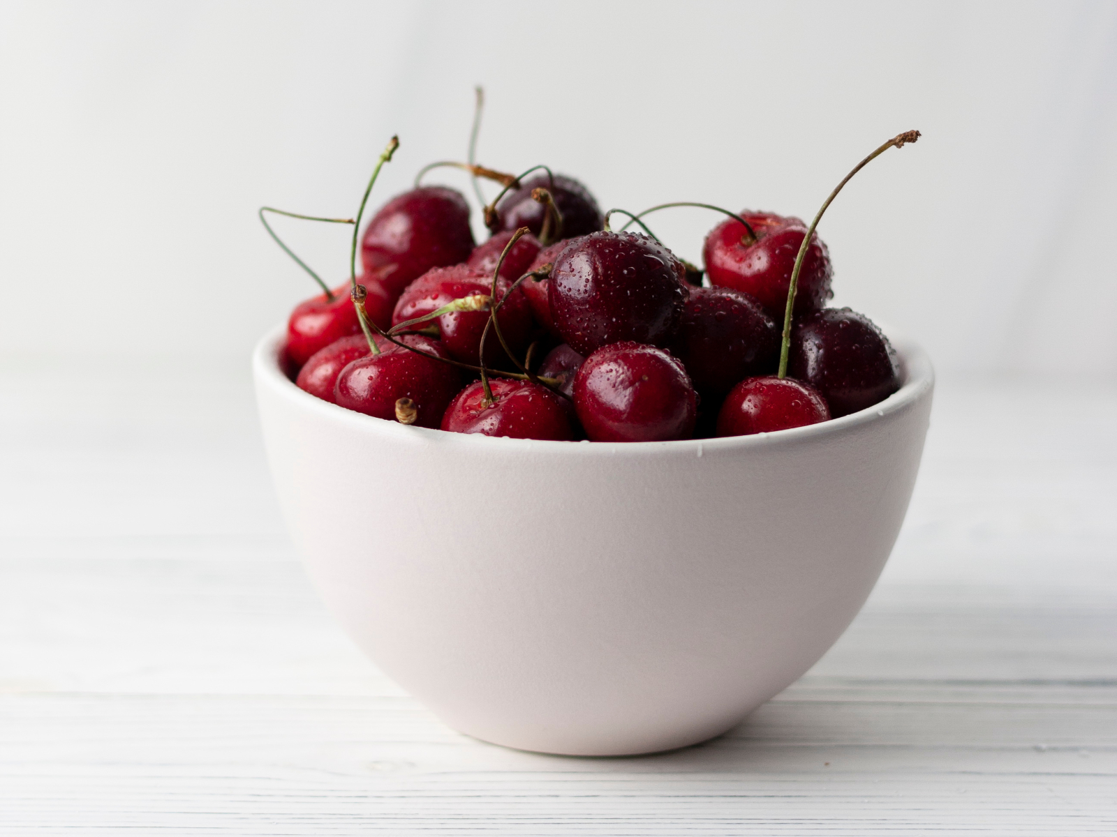 5 AntiInflammatory Fruits To Stock Up On