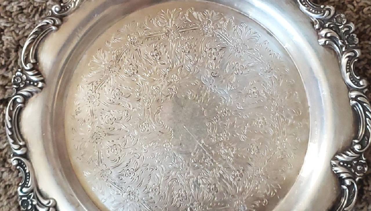 How To Clean Silver Plate With Baking Soda And Aluminum Foil Clean