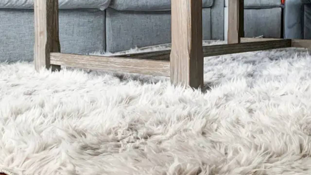 How to Vacuum a Shag Rug Clean Quicker