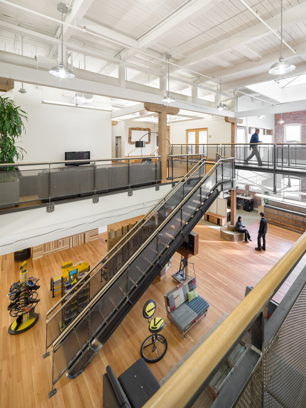 Janitorial strategy for a retail flagship — Cleansolution