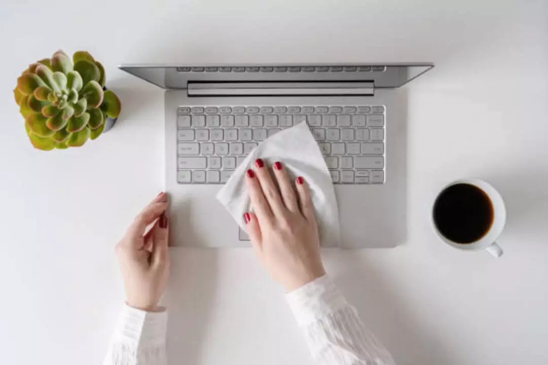 9 Easy Ways To Remove Sticker Stains From Laptop Cleanup Geek