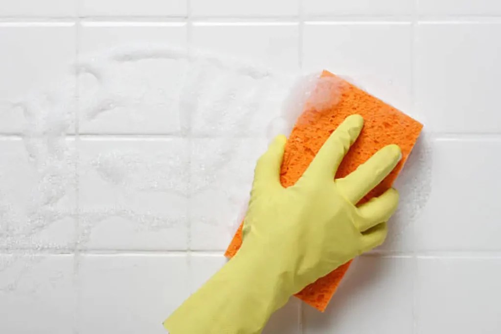2 Easy Ways To Clean Soap Scum From Bathroom Tiles Cleanup Geek