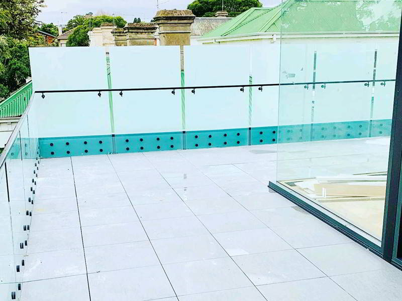 Privacy Screen glass panels standard sized 1700mm screen glass.