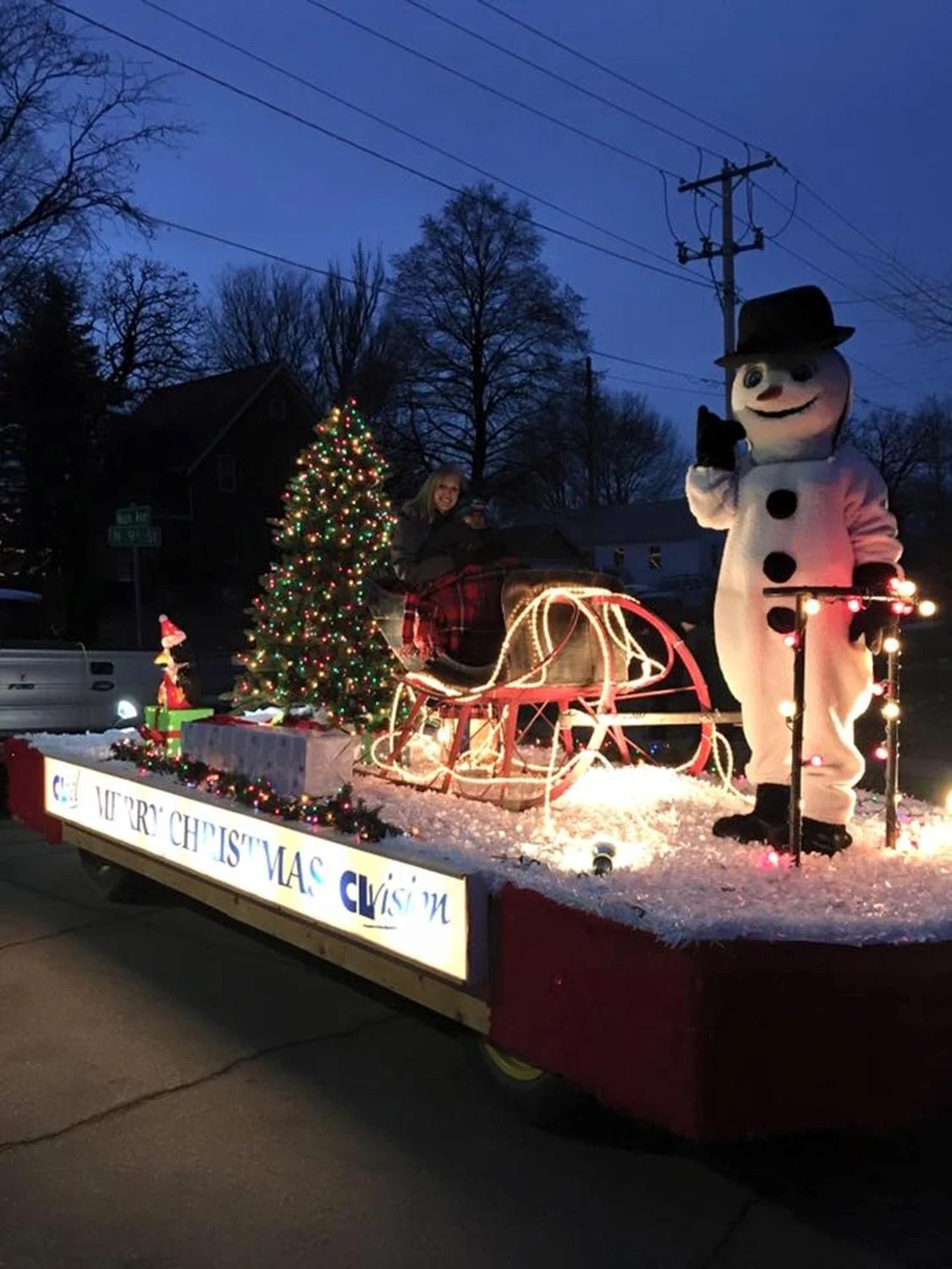 Christmas by the Lake Lighted Parade Winners Clear Lake Iowa