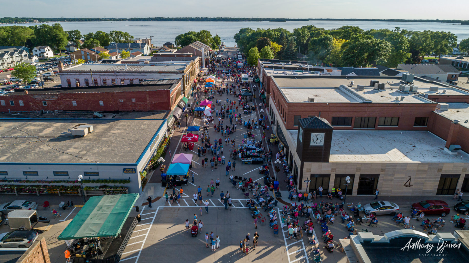 Thursdays on Main Clear Lake Iowa