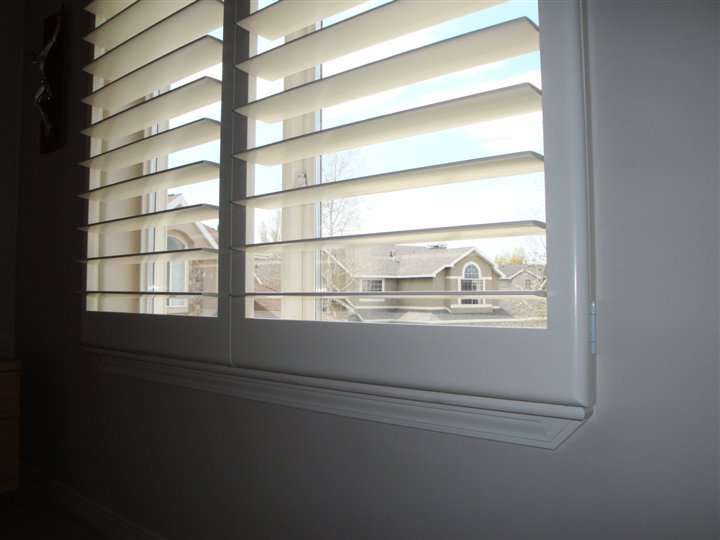 Outside Mount Clearview Shutters