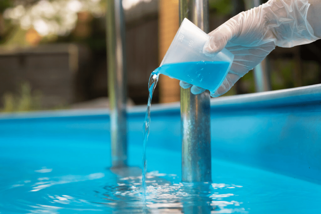 Swimming Pool Chemicals - Clear Water Solution