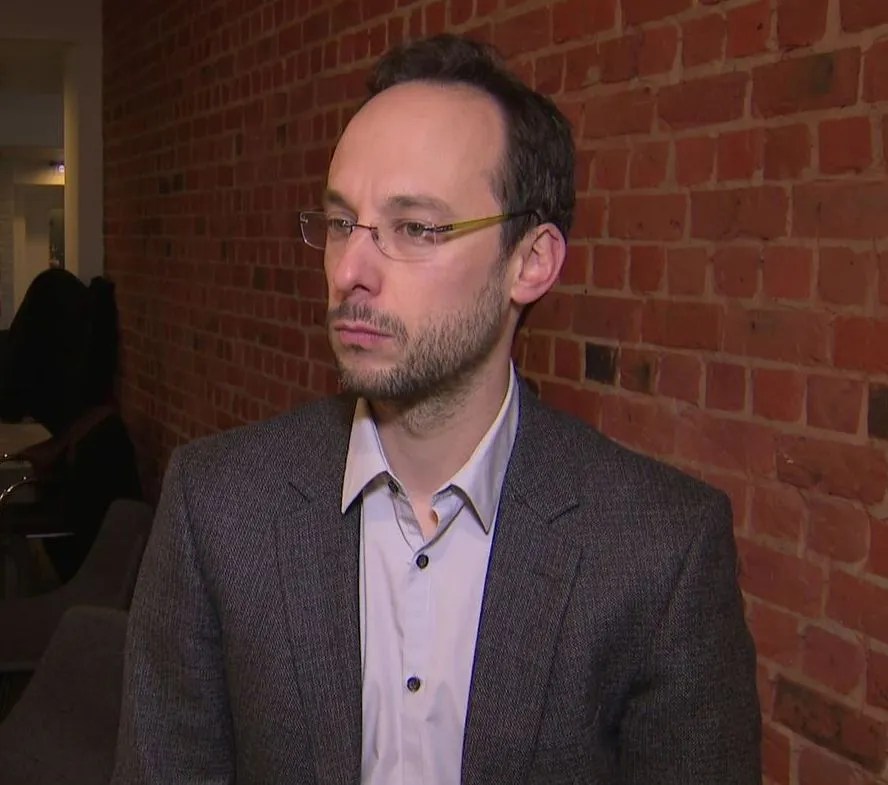 Daniel Dumont Lawyer in Napierville, Quebec Clearway