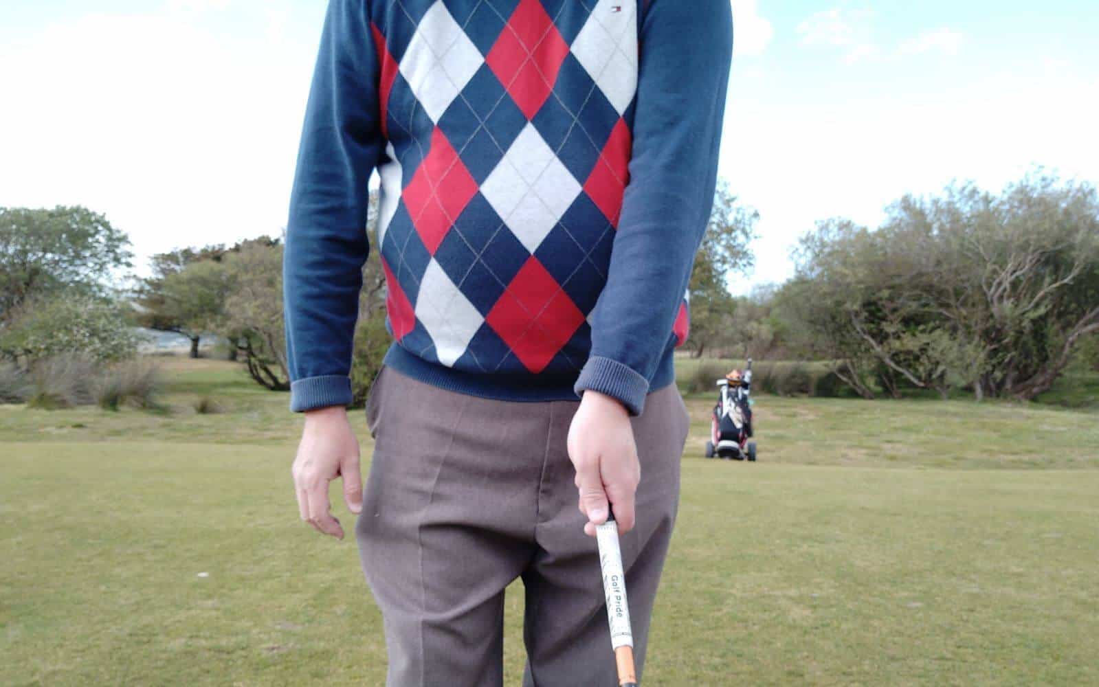 How to Hold a Golf Club 3 Best Options cleek & JIGGER