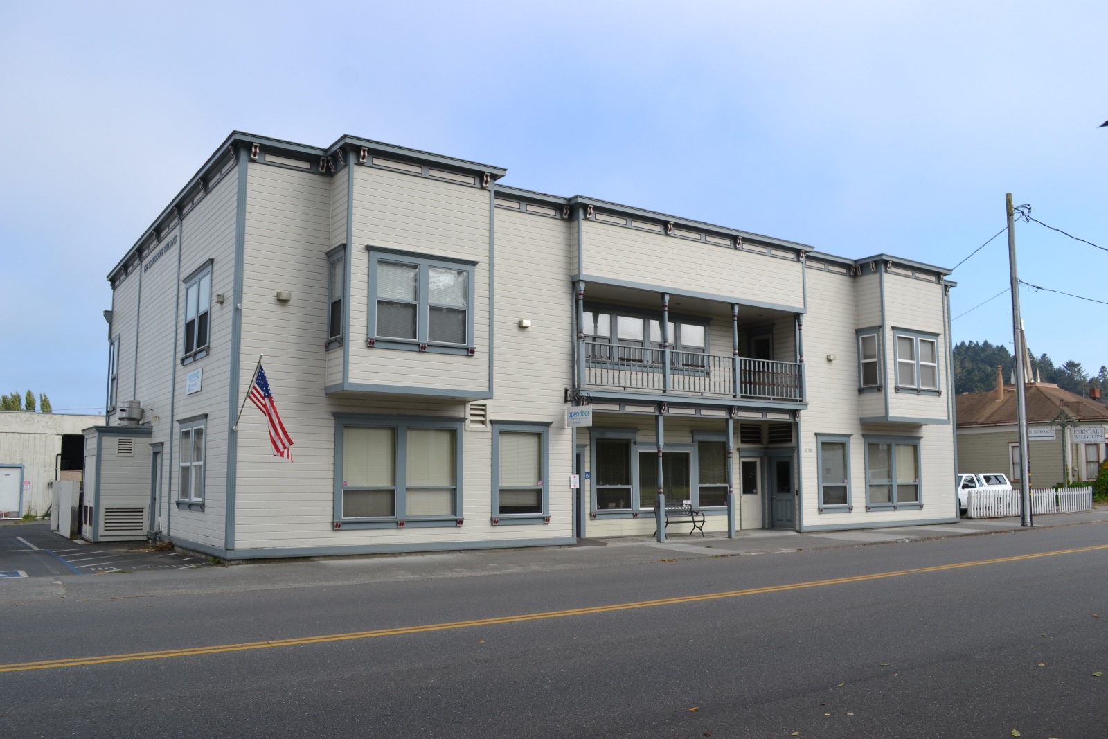 638 Main St. Ferndale, CA Cleekco