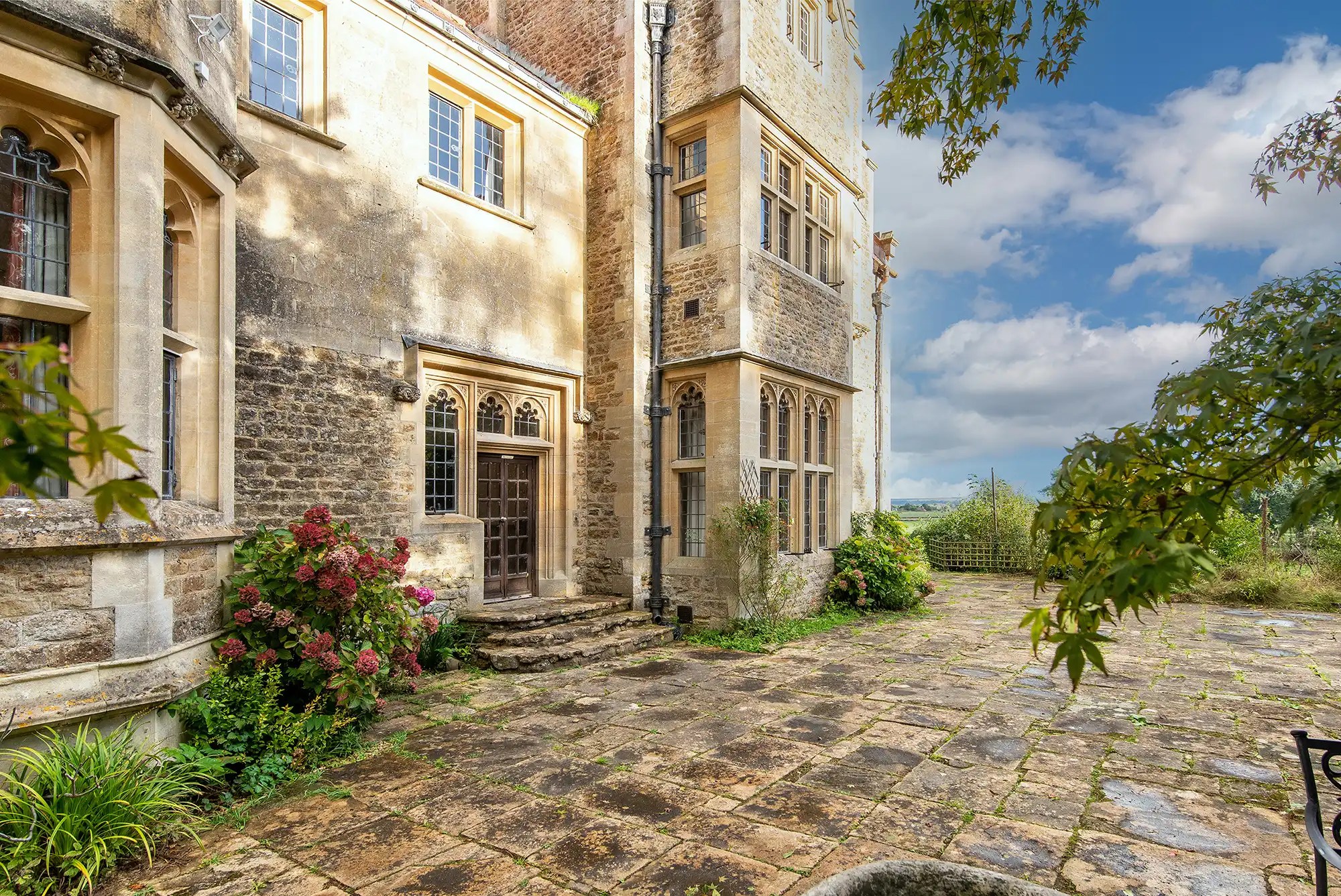 A country wedding venue like no other Cleeve House Cleeve House