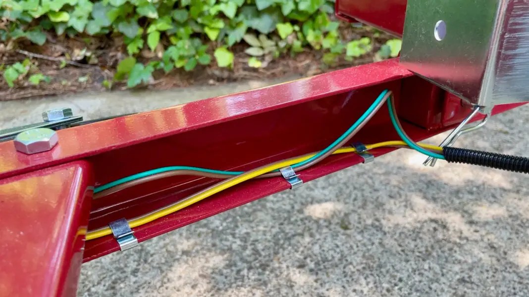 8 Ways to Know if Your Trailer Wiring is Bad 2024 Guide