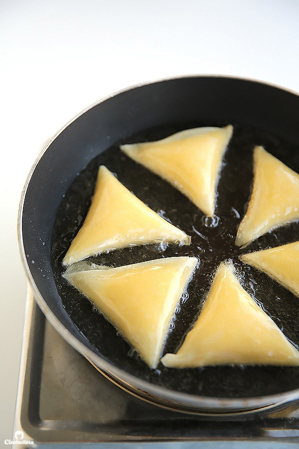 Cheese Lovers Samosas (Samboosak) Cleobuttera