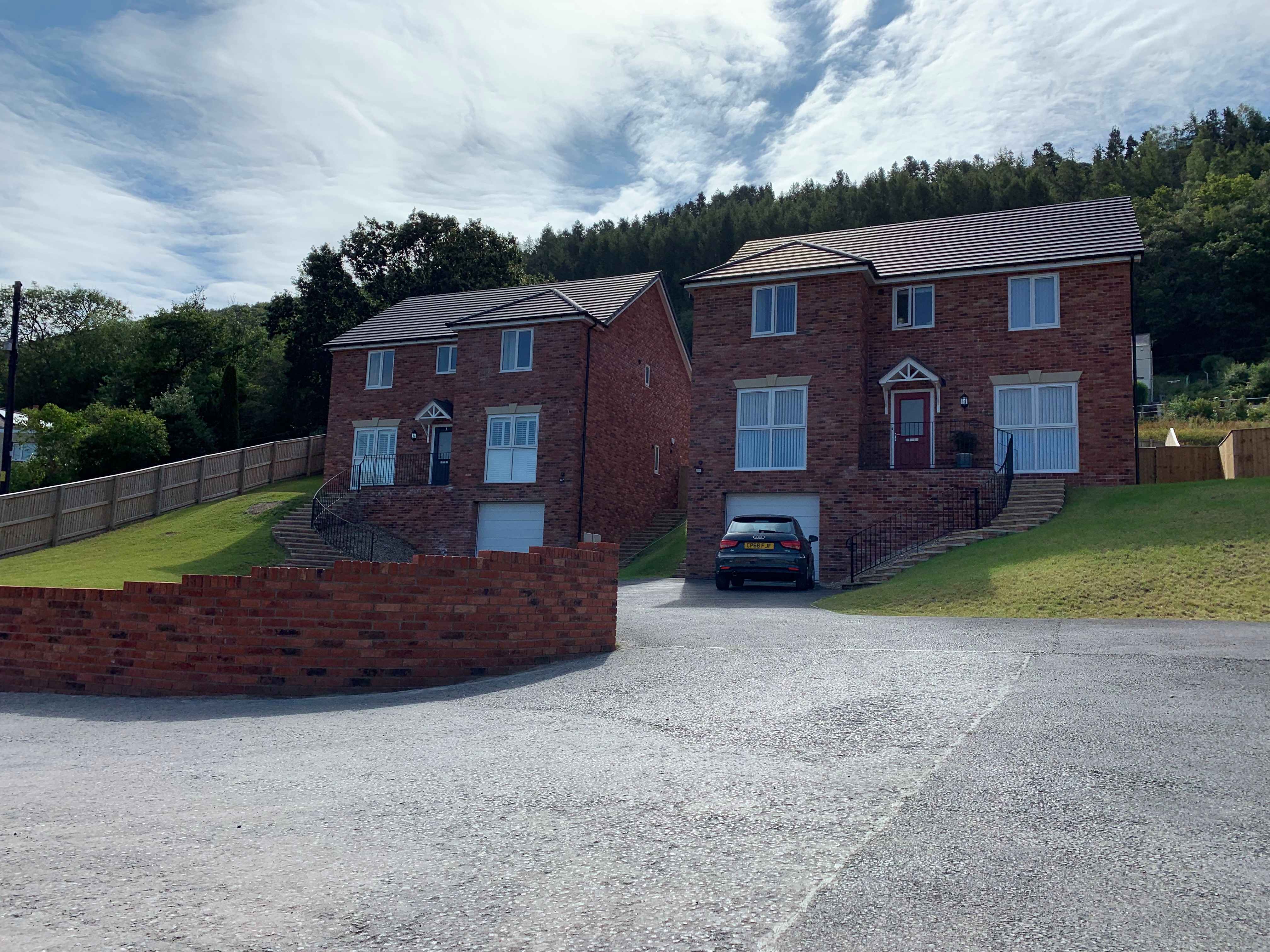 Banwen Gardens, Alltwen Clews Homes