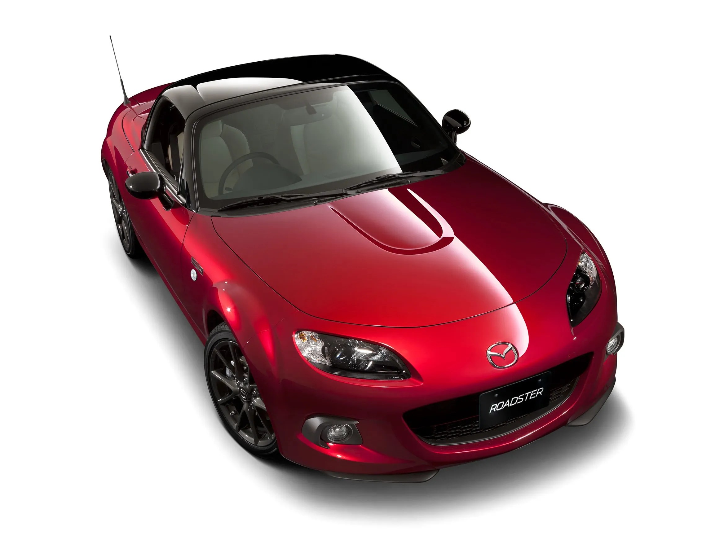 ロードスター25周年記念車、日本向けたったの25台!?