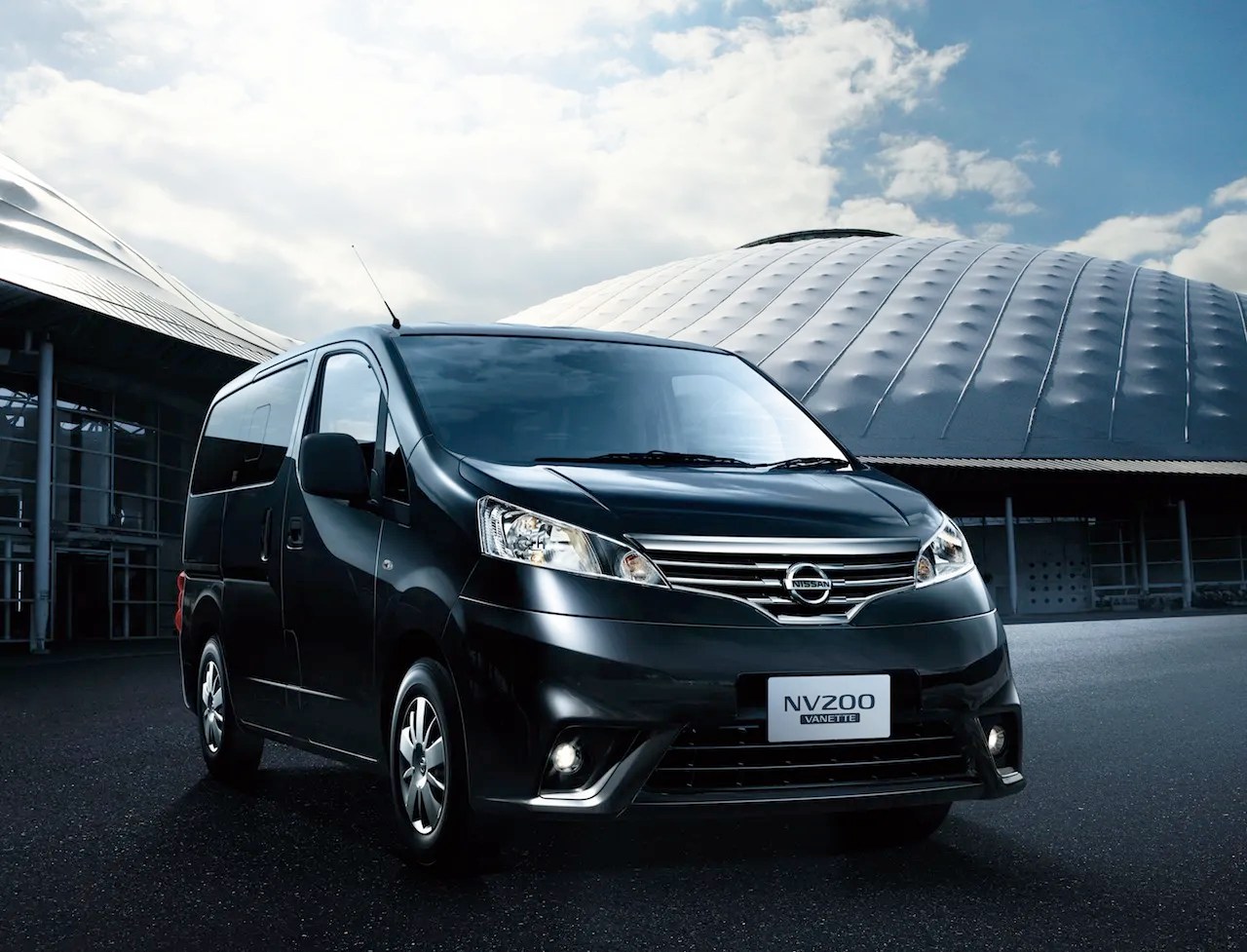 乗用としても密かに人気の日産「NV200バネット ワゴン」一部変更