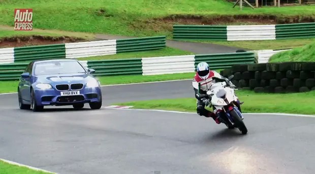 70以上 バイク vs 車 198277バイク vs 車