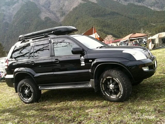 アウトドアに似合う？似合わない？ キャンプ場のクルマたち【GO OUT CAMP Vol.6】 ｜ GO OUT 013 clicccar