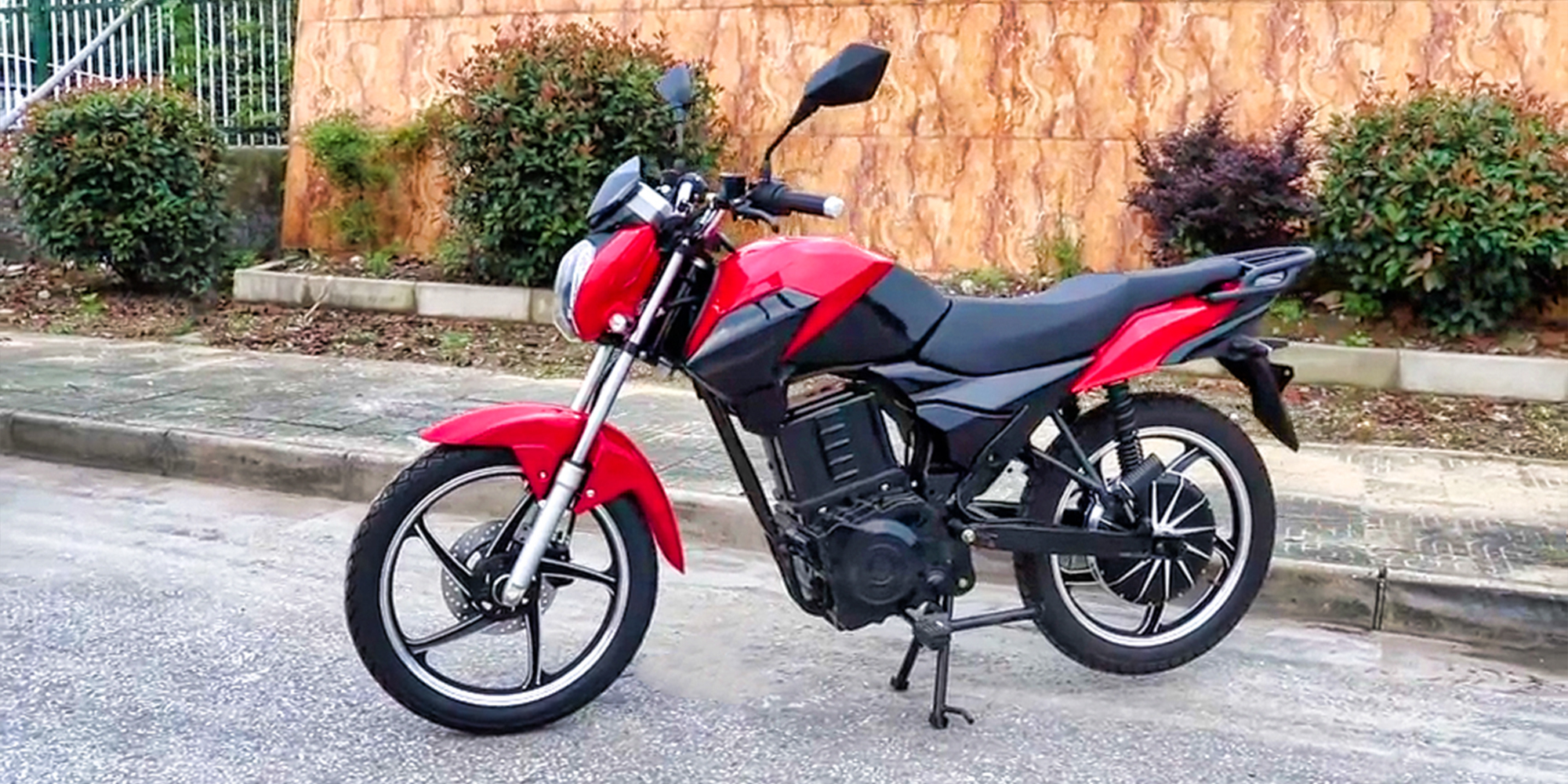Cópia da Honda? Alibaba vende pela a possível moto elétrica