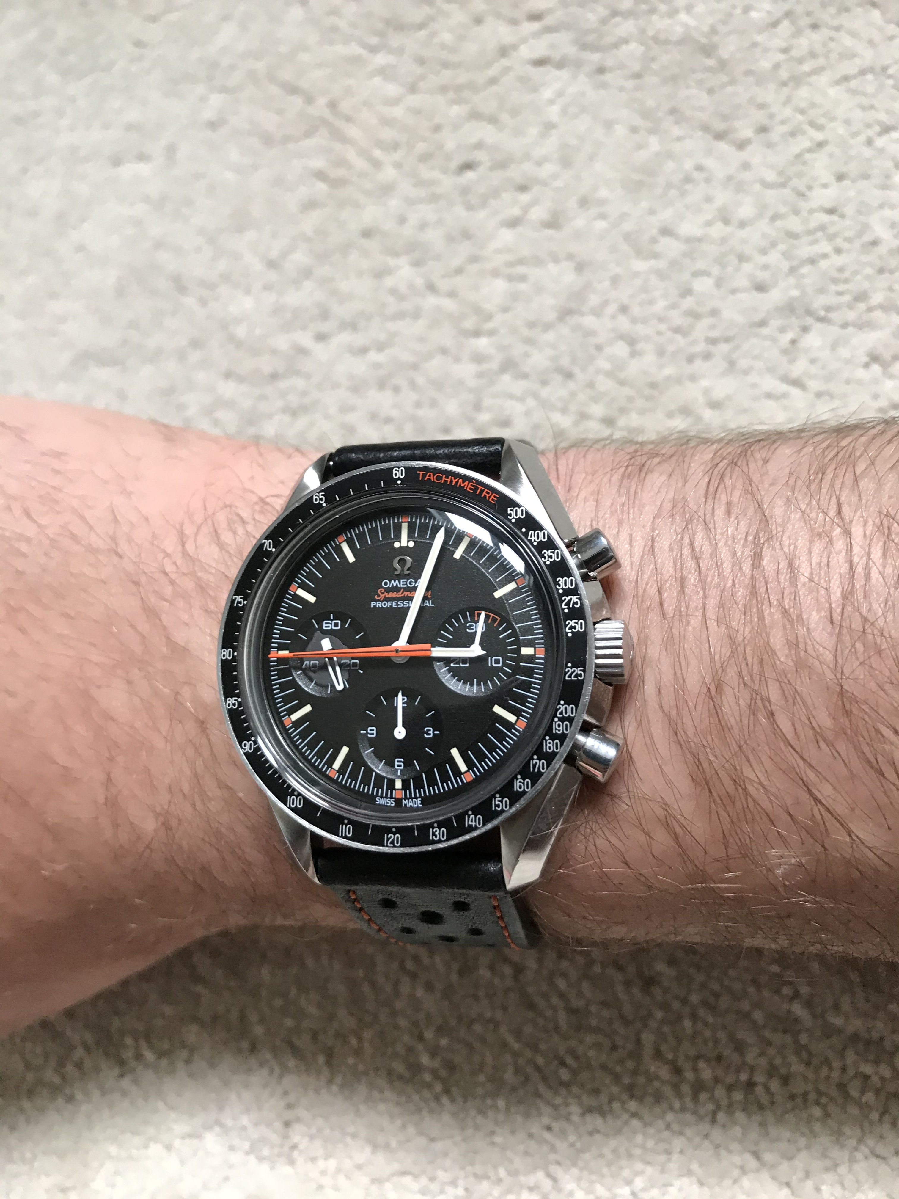 How to replace OMF Speedmaster bezel Replica Watch Info