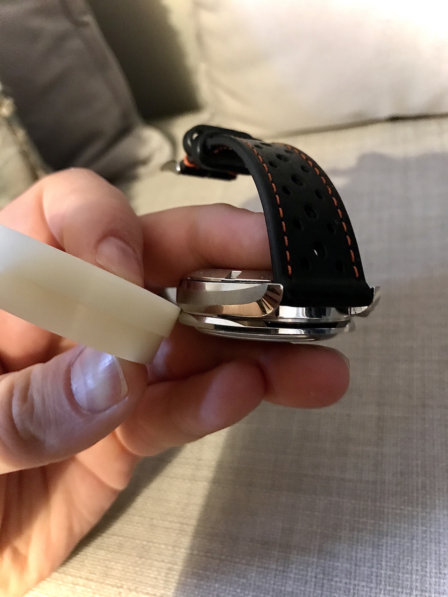 How to replace OMF Speedmaster bezel Replica Watch Info