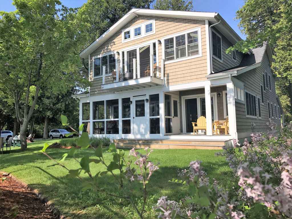 Muskoka, Lake of Bays, Port Carling, Bay MLS® Homes and