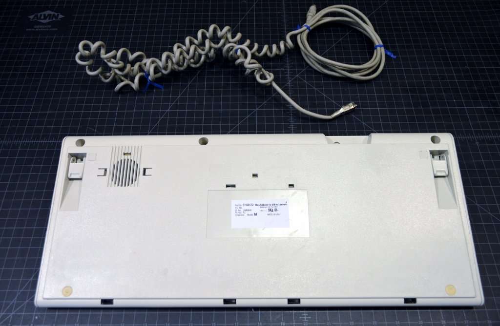 51G8572-002