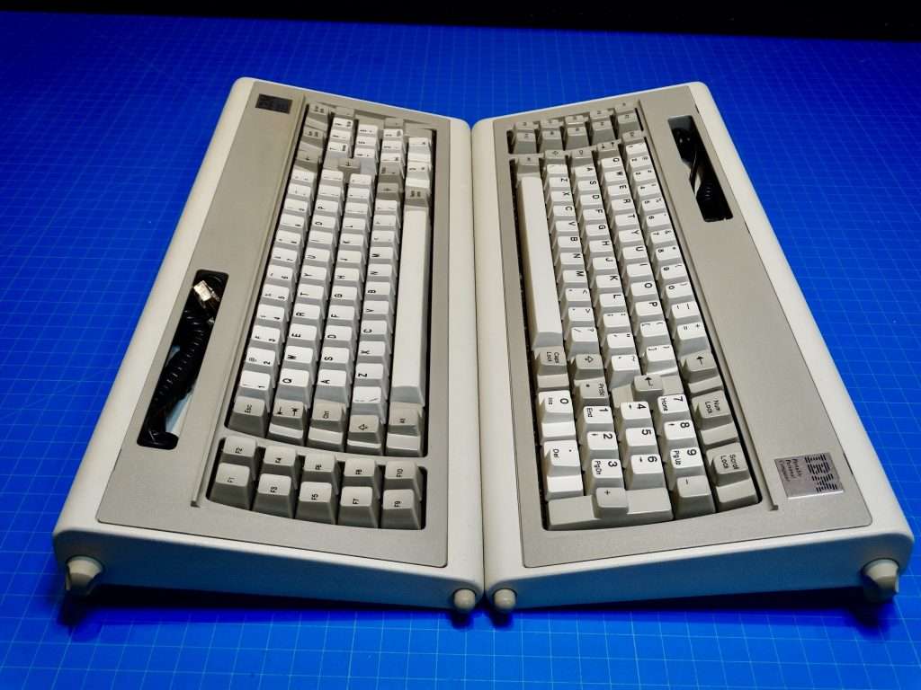 (lot of 2) IBM model F keyboards XT (IBM 5155 portable) ClickyKeyboards