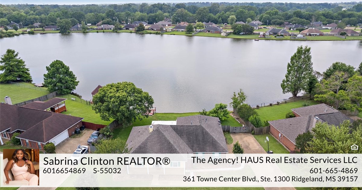 327 Mallory Dr, Byram, MS 39272