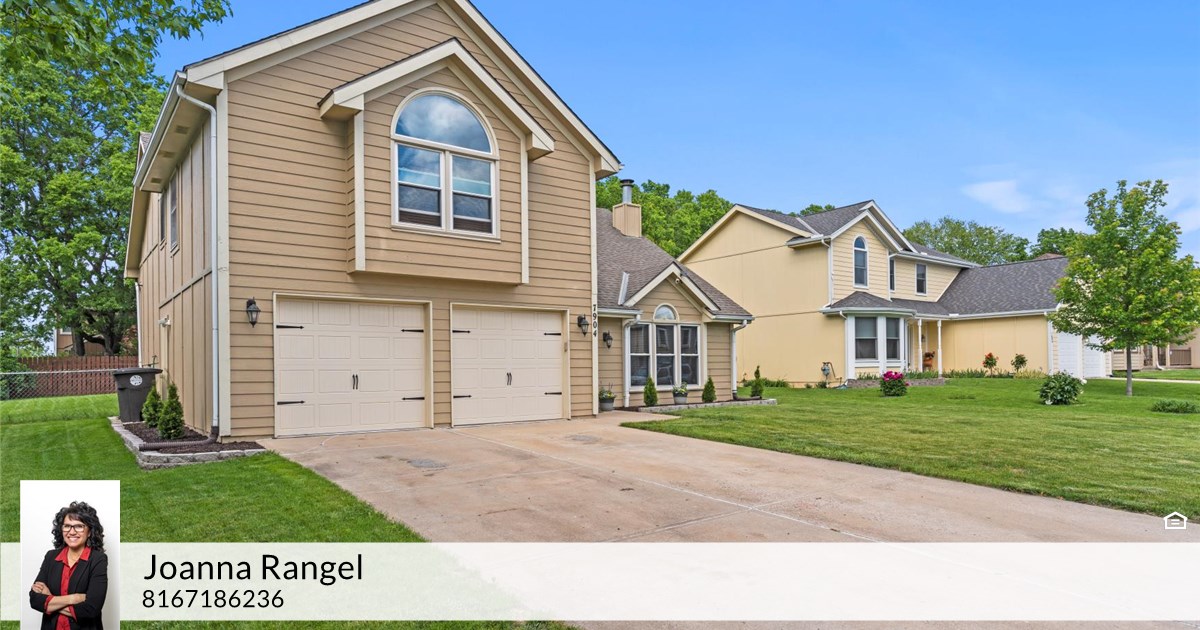 7904 Spring Valley Rd, Belton, MO 64012